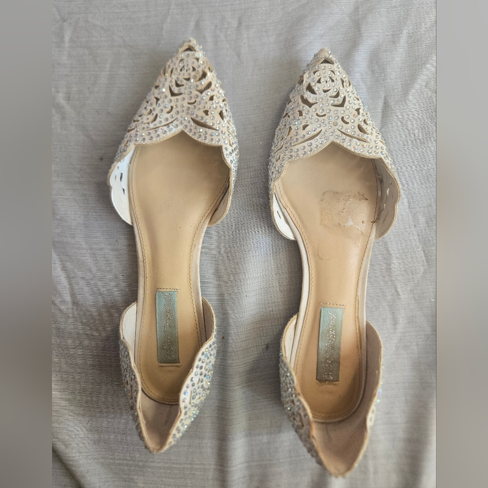 Betsey Johnson Lucy Rhinestone Slip-On Wedding Flats Sz 8